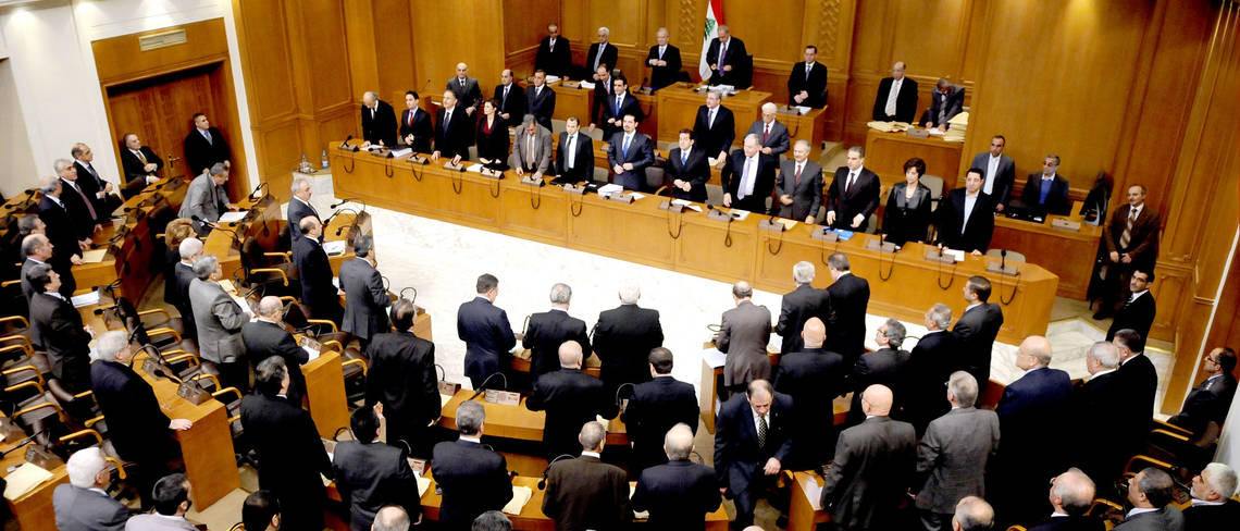 التحالفات الانتخابيه والخلافات السياسيه في لبنان