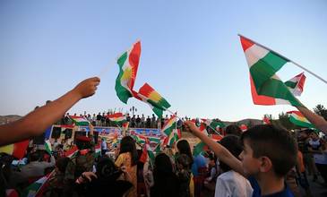 تسريبات: برلمان كردستان قد يطلب من بارزاني تأجيل الاستفتاء