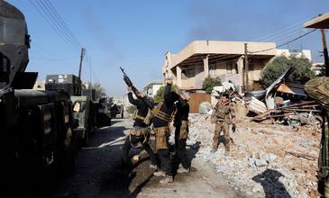 الجيش العراقي ينفّذ عملية التفاف على "داعش" غربي الأنبار